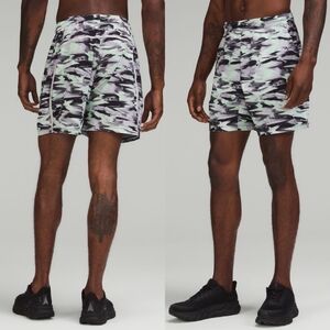 Lululemon Pace Breaker Short 7" Linerless In Paint Glide Multi Green Size XXL